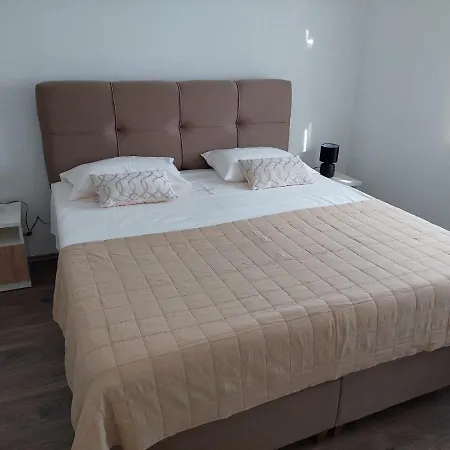 Gostinjska kuća Kuca Za Odmor Mihovil Tkon